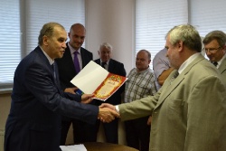 Награждение ветеранов строительной отрасли.