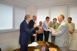 Награждение ветеранов строительной отрасли.