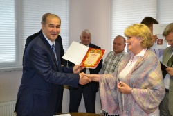 Награждение ветеранов строительной отрасли.