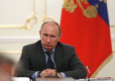 Владимир Путин призвал федеральные и региональные власти помочь строителям с реализацией жилья