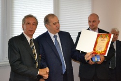 Награждение ветеранов строительной отрасли.