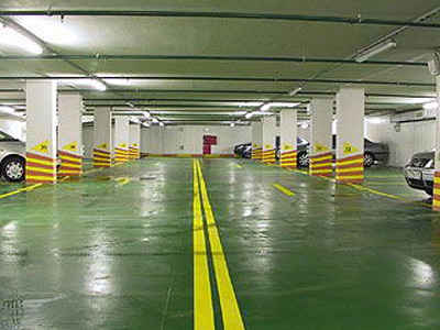 На нижних этажах жилых домов появятся парковки?