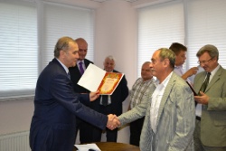 Награждение ветеранов строительной отрасли.